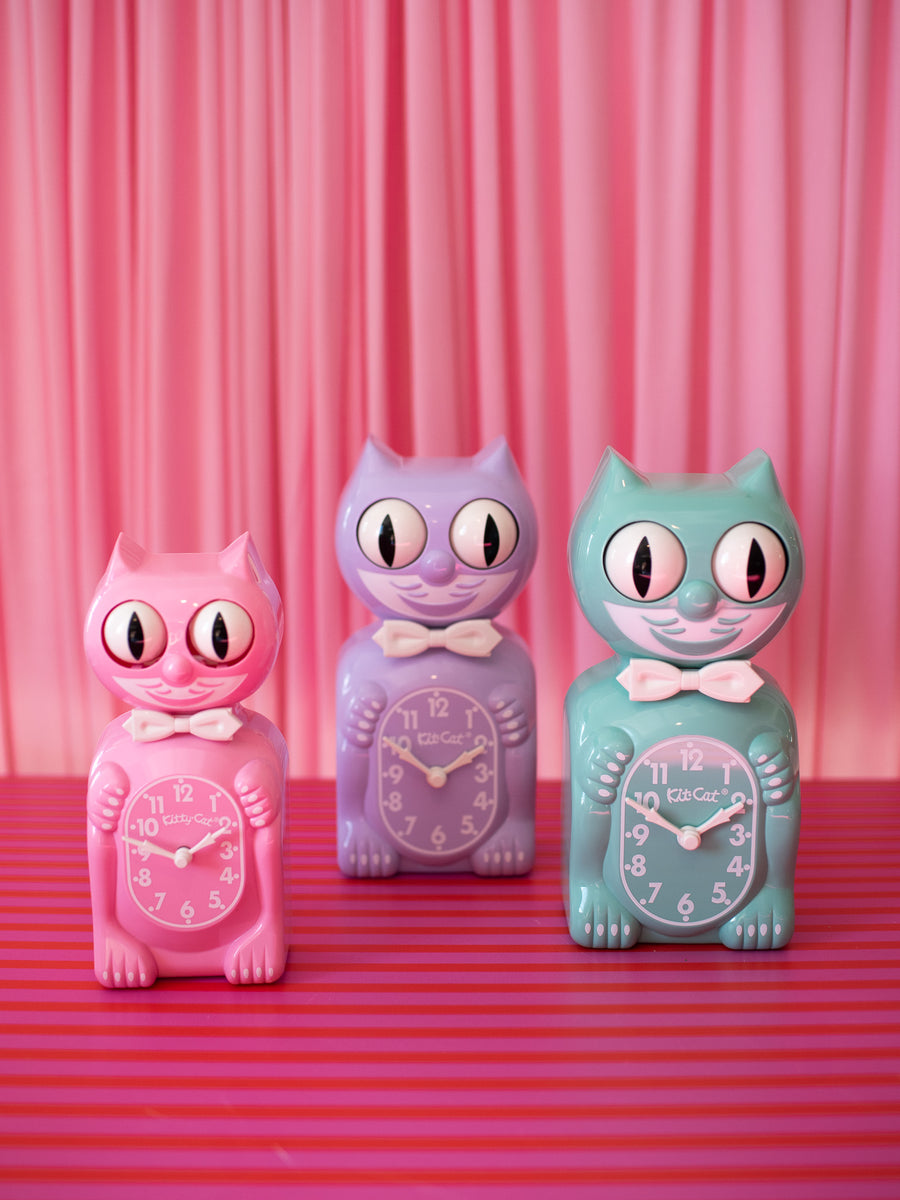 Pastel Lilac Kit-Cat Klock