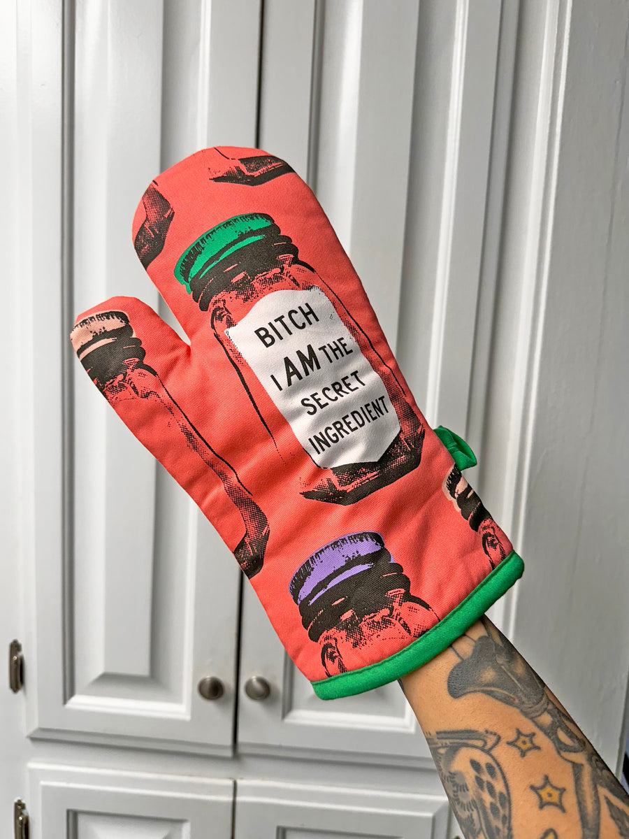 Secret Ingredient Oven Mitt